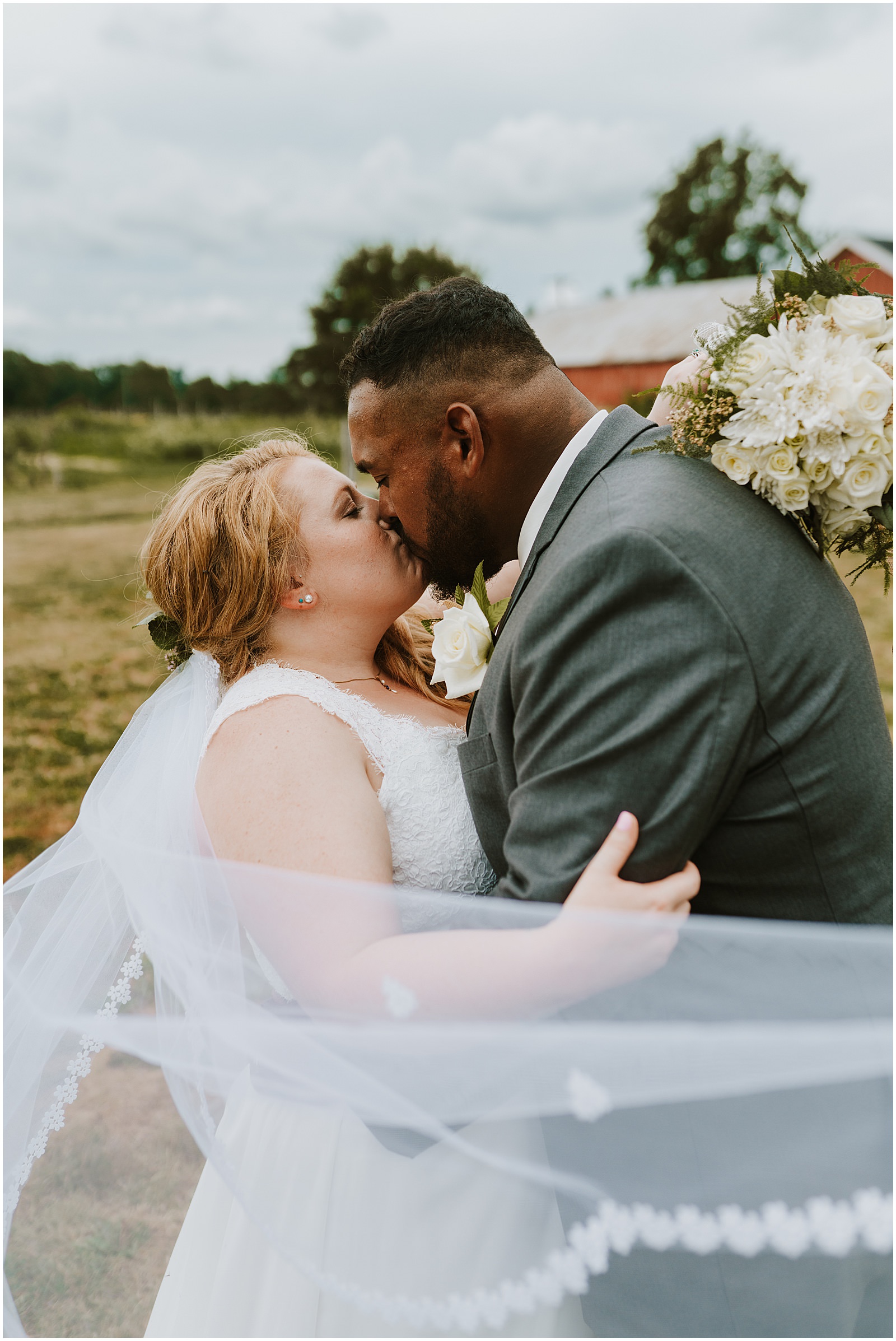 cherry barc farm wedding