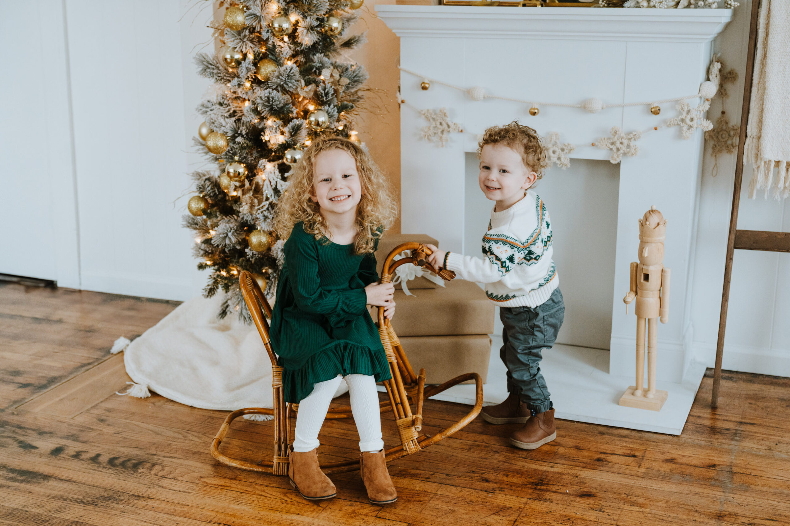 MMP2024-11-24-HOLIDAYSTUDIO-408